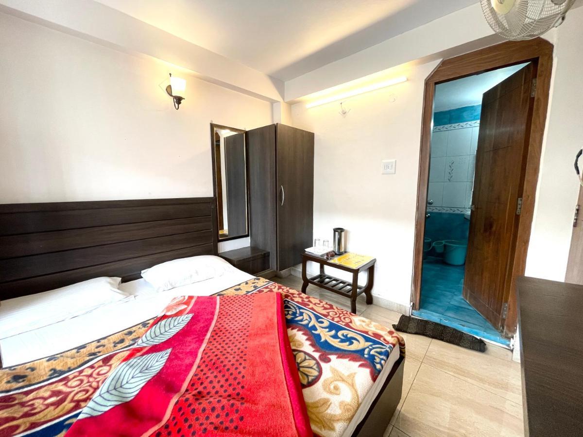 Hotel Prince ! Nainital Mall Road-Prime-Location In-Front-Of-Naini-Lake Hygiene-And-Spacious-Room Exterior photo